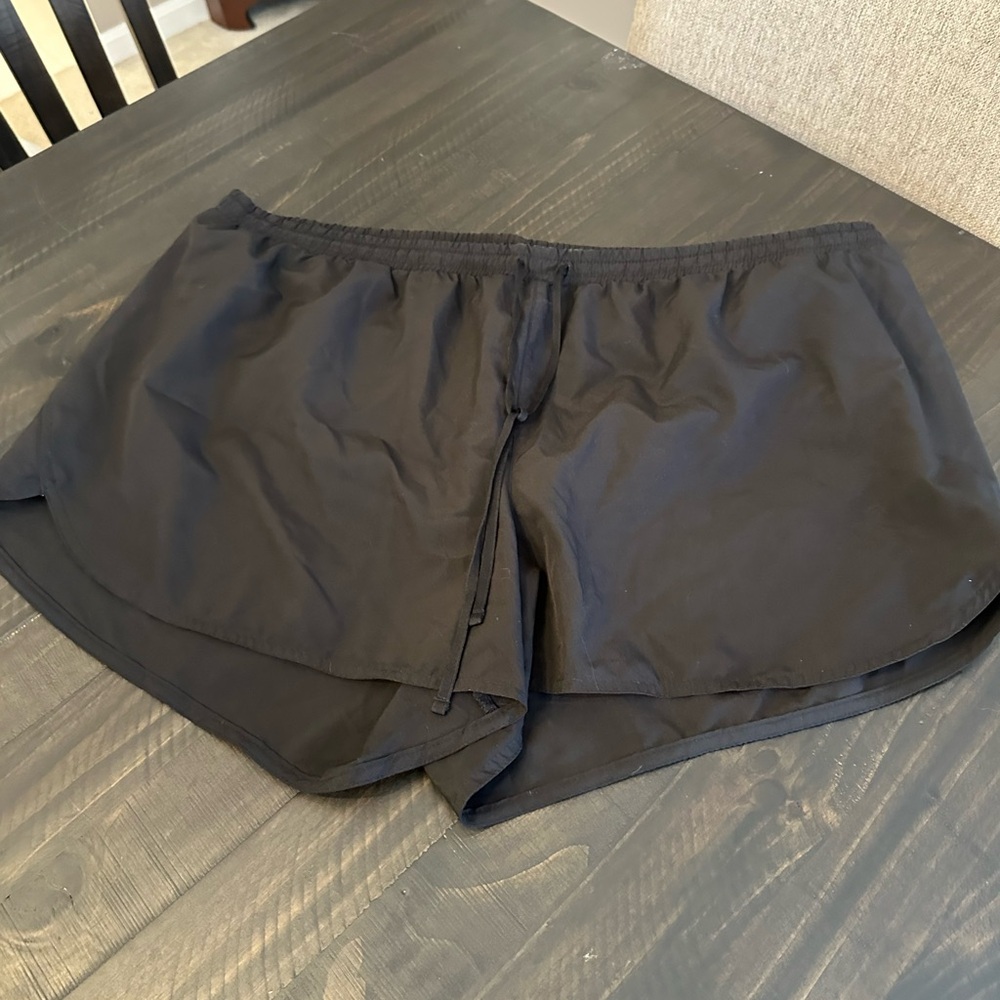 Old Navy Women's Black Athletic Shorts